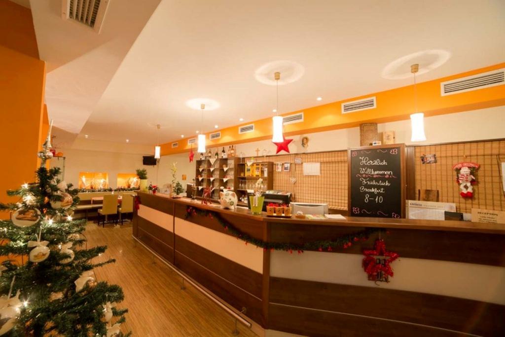 Magnus Klause Hotel Мариацел Екстериор снимка