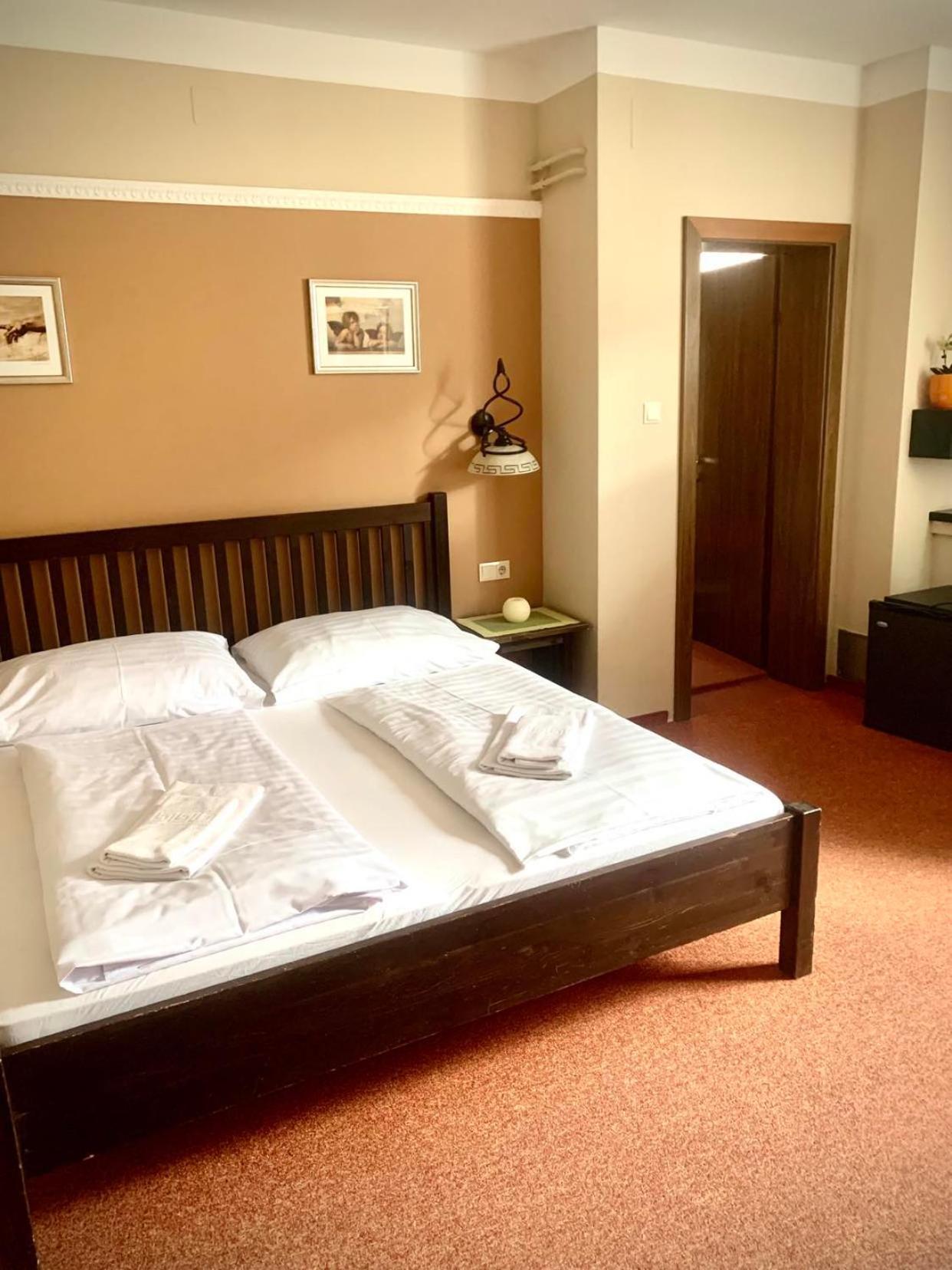 Magnus Klause Hotel Мариацел Екстериор снимка